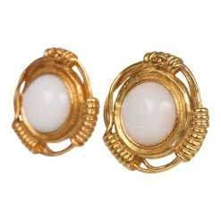 Vintage Chanel White Gripoix Gold Metal Earrings -Online Bag Store C E 230901 2 03