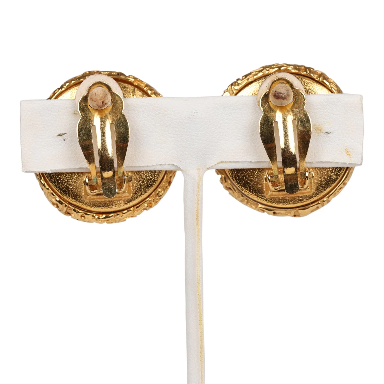 Vintage Chanel Lava CC And Faux Pearl Earrings 6 Vintage Chanel Lava CC And Faux Pearl Earrings - Image 4