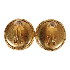 Vintage Chanel Lava CC And Faux Pearl Earrings 12 Vintage Chanel Lava CC And Faux Pearl Earrings -Online Bag Store C E 230920 1 05