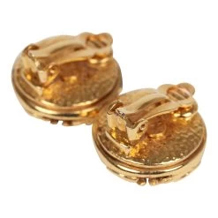 Vintage Chanel CC Round Pearl Earrings Gold Hardware 11 Vintage Chanel CC Round Pearl Earrings Gold Hardware -Online Bag Store C E 240306 4 05