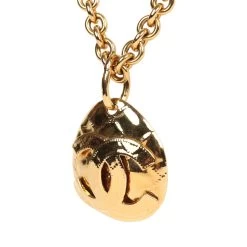 Vintage Chanel CC Quilted Oval Pendant Necklace Gold Hardware 12 Vintage Chanel CC Quilted Oval Pendant Necklace Gold Hardware -Online Bag Store C N 240306 1 04