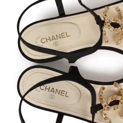 Chanel Jeweled CC Thong Sandals 37 EU 19 Chanel Jeweled CC Thong Sandals 37 EU -Online Bag Store C SH 230926 1 EZ 09