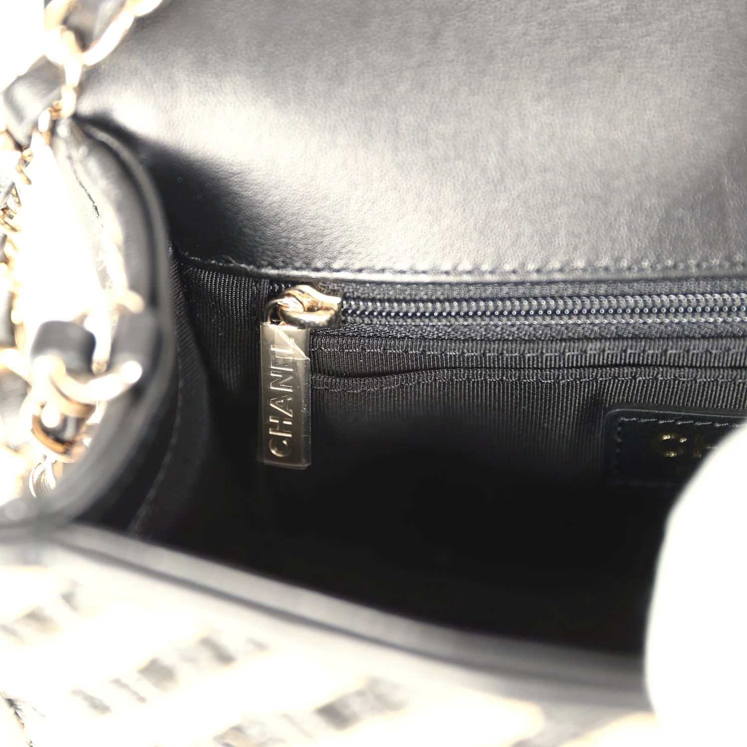 Chanel Small Urban Jungle Flap Beige And Black Stripe Raffia Jute Gold Hardware 12 Chanel Small Urban Jungle Flap Beige And Black Stripe Raffia Jute Gold Hardware - Image 10