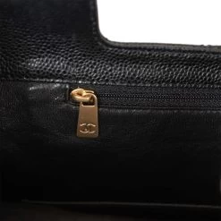 Vintage Chanel Wood Top Handle Bag Black Caviar Gold Hardware 19 Vintage Chanel Wood Top Handle Bag Black Caviar Gold Hardware -Online Bag Store C V 230328 2 09