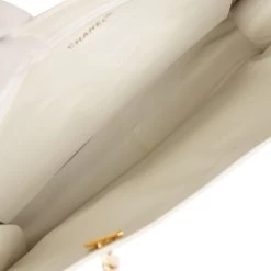 Vintage Chanel CC Chain Shopping Tote Bag White Caviar Gold Hardware 17 Vintage Chanel CC Chain Shopping Tote Bag White Caviar Gold Hardware -Online Bag Store C V 230615 1 07