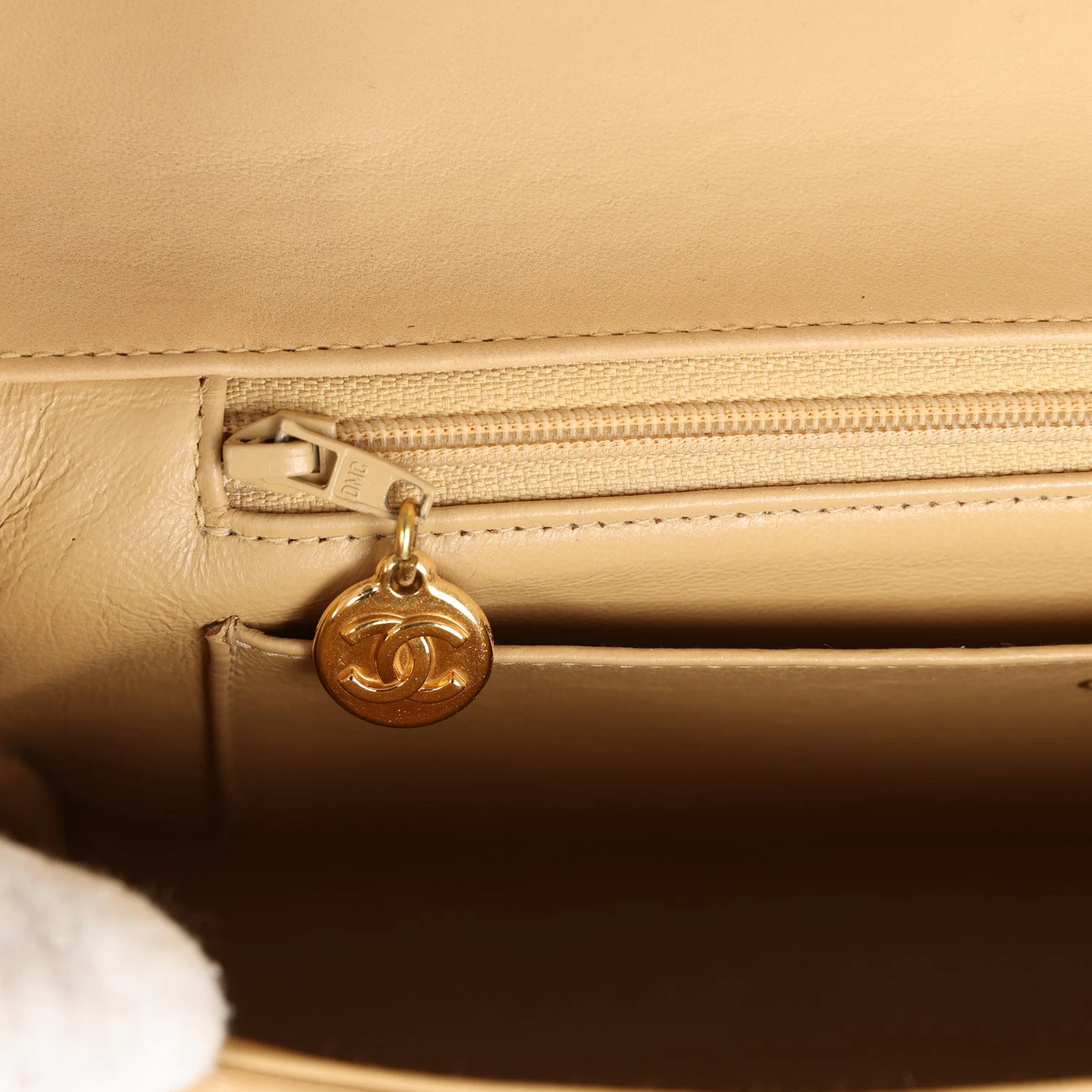 Vintage Chanel Kelly Parent Flap Bag Beige Lambskin Gold Hardware 10 Vintage Chanel Kelly Parent Flap Bag Beige Lambskin Gold Hardware - Image 8