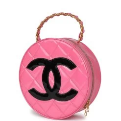 Vintage Chanel Round Vanity Bag Pink And Black Patent Leather Antique Gold Hardware 16 Vintage Chanel Round Vanity Bag Pink And Black Patent Leather Antique Gold Hardware -Online Bag Store C V 231204 1 03