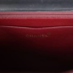 Vintage Chanel XL Jumbo Flap Bag Black Lambskin Gold Hardware 21 Vintage Chanel XL Jumbo Flap Bag Black Lambskin Gold Hardware -Online Bag Store C V 231205 1 16