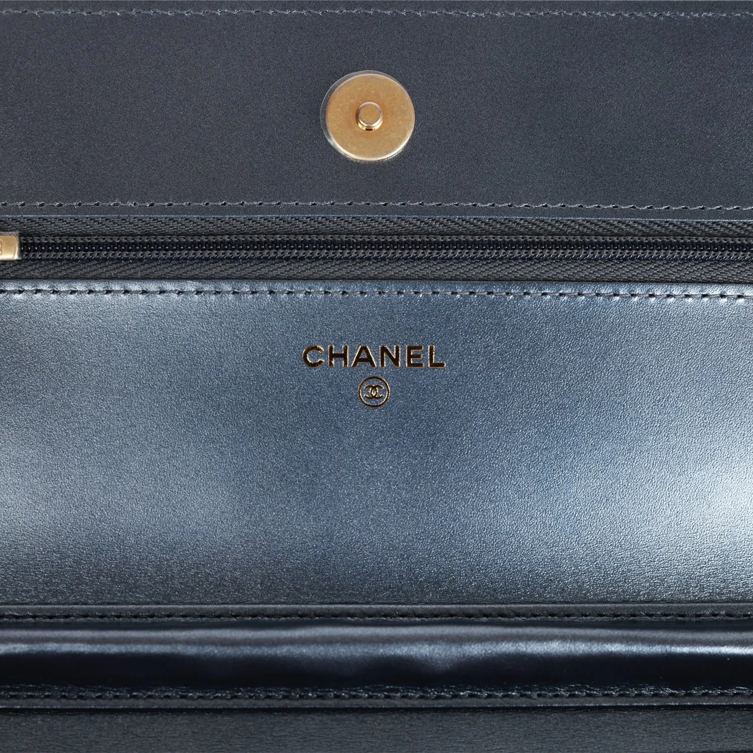 Chanel Wallet On Chain WOC Dark Blue Iridescent Calfskin Antique Gold Hardware 11 Chanel Wallet On Chain WOC Dark Blue Iridescent Calfskin Antique Gold Hardware - Image 9