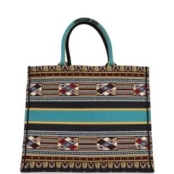 Christian Dior Embroidered Canvas Large Book Tote 13 Christian Dior Embroidered Canvas Large Book Tote -Online Bag Store D FN 230712 1 05