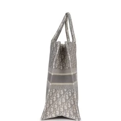Pre-owned Dior Large Book Tote Grey And White Dior Oblique Embroidery Canvas -Online Bag Store D FN 230906 1 04