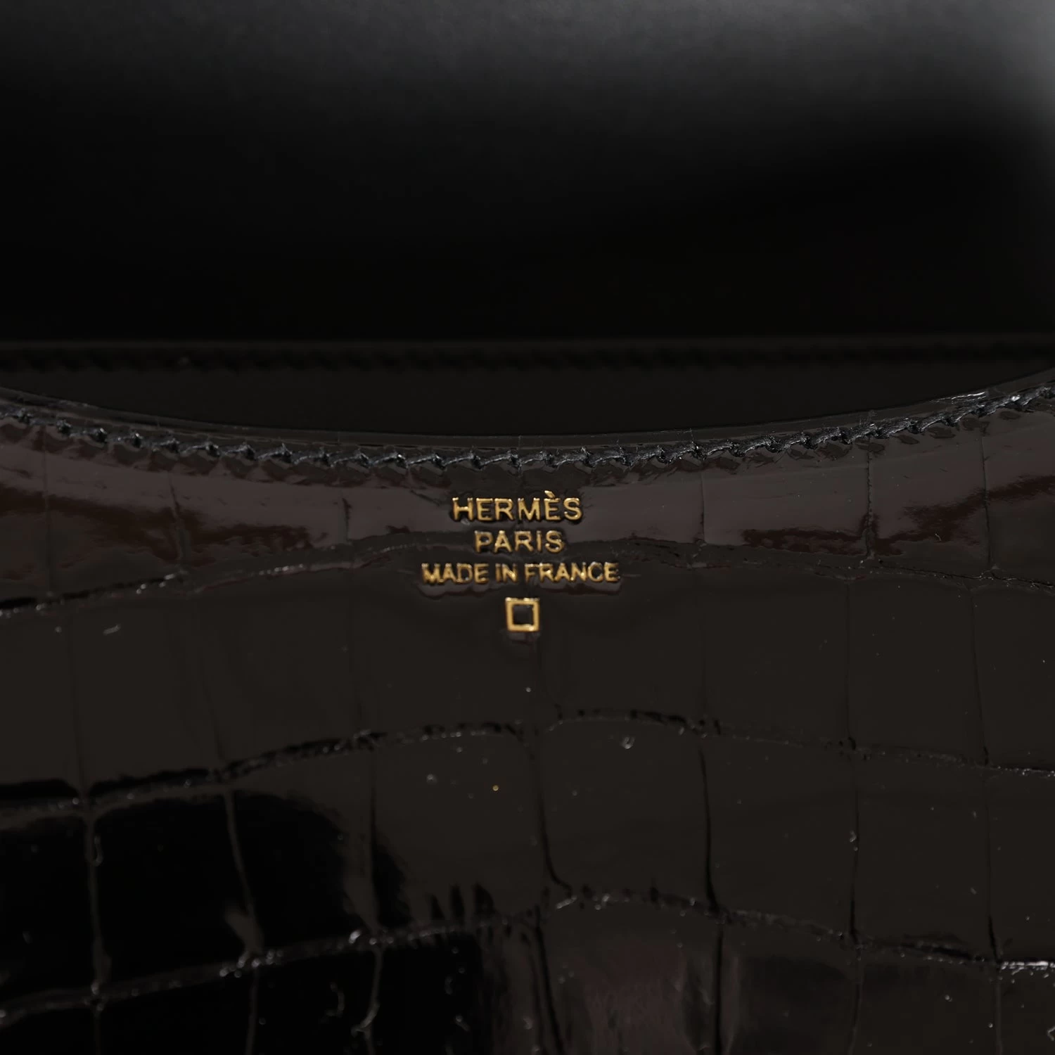 Hermès Hermes Constance 18 Black Shiny Alligator Gold Hardware 10 Hermès Hermes Constance 18 Black Shiny Alligator Gold Hardware - Image 8