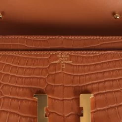 Hermès Hermes Constance Wallet To Go Gold Matte Alligator Gold Hardware 17 Hermès Hermes Constance Wallet To Go Gold Matte Alligator Gold Hardware -Online Bag Store H C 240119 1 LA 07