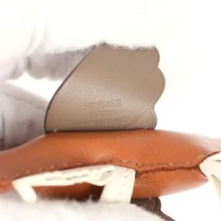 Hermès Hermes Pegasus Rodeo Bag Charm PM Craie, Etoupe, And Gold Lambskin -Online Bag Store H CH 240212 1 03