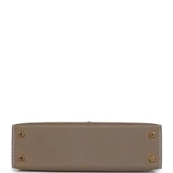 Hermès Hermes Kelly Sellier 20 Etoupe Epsom Gold Hardware 15 Hermès Hermes Kelly Sellier 20 Etoupe Epsom Gold Hardware -Online Bag Store H K 240103 4 06