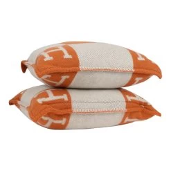 Hermès Hermes "Avalon" Ecru And Potiron Signature H Cushion PM Set Of Two 10 Hermès Hermes "Avalon" Ecru And Potiron Signature H Cushion PM Set Of Two -Online Bag Store H PL 231226 1 09