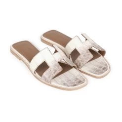 Hermès Hermes Oran Sandals Himalaya Niloticus Crocodile 38.5 -Online Bag Store H SNDL 121522 1 YW 03