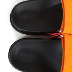 Hermès Hermes Chypre Techno Sandals Sunset/Rouge Ecarlate Suede Palladium Hardware 38 EU 18 Hermès Hermes Chypre Techno Sandals Sunset/Rouge Ecarlate Suede Palladium Hardware 38 EU -Online Bag Store H SNDL 240105 1 08